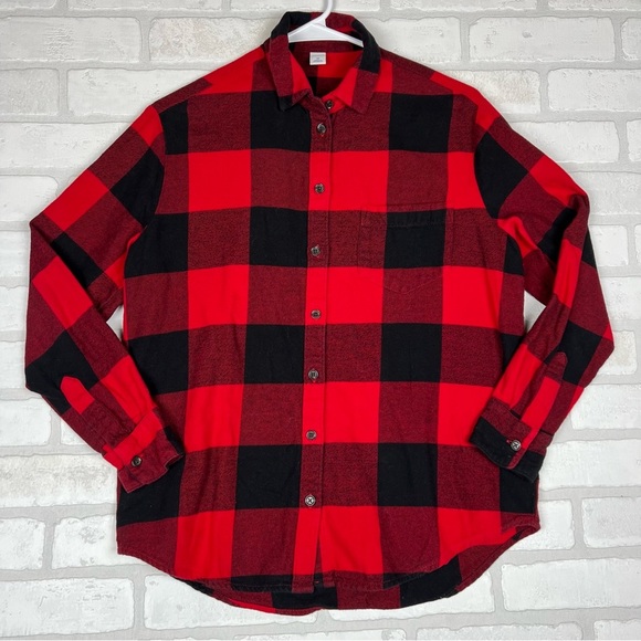 Beautiful Red / Black Flannel by Old Navy, Button Up, Size XS, Great Condition - Picture 1 of 10